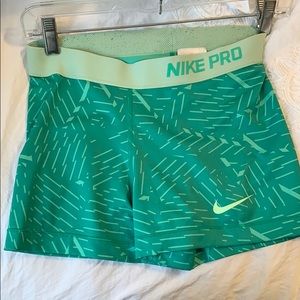 gently used nike pro!